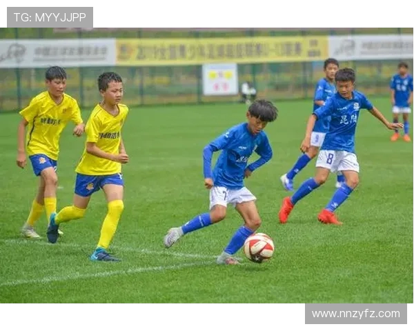 对话黄敏：回顾足球生涯的起伏与成长之路