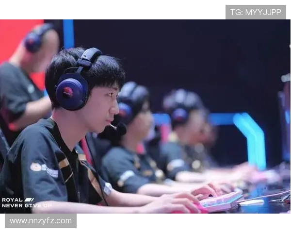 赛后分析：LNG与RNG在战术灵活性上的较量与启示