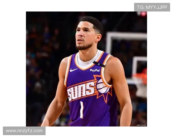 德文·布克领衔太阳崛起新篇章,带领球队挑战NBA总冠军荣耀