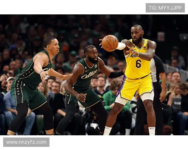 夏季联赛湖人对决热火年轻球员争夺战精彩上演